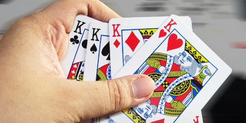 Tổng hợp cách chơi sâm lốc đúng cách để chiến thắng mọi ván bài 3 Luật chơi Sâm Lốc đơn giản và dễ nắm bắt